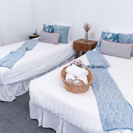 Хостел Oon Poshtel X Cafe Чіангмай Екстер'єр фото